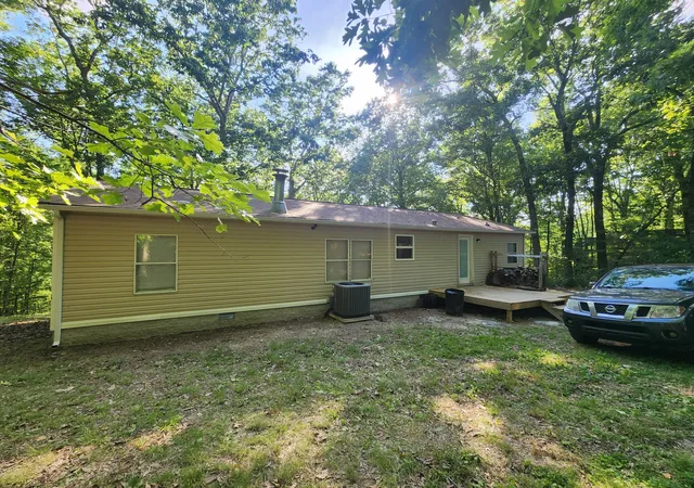 Photo 3 of Sale Pending at 198 Neil Dr, Smithville, TN 37166 | MLS# 3175966 | Listing updated on 2026-09-17