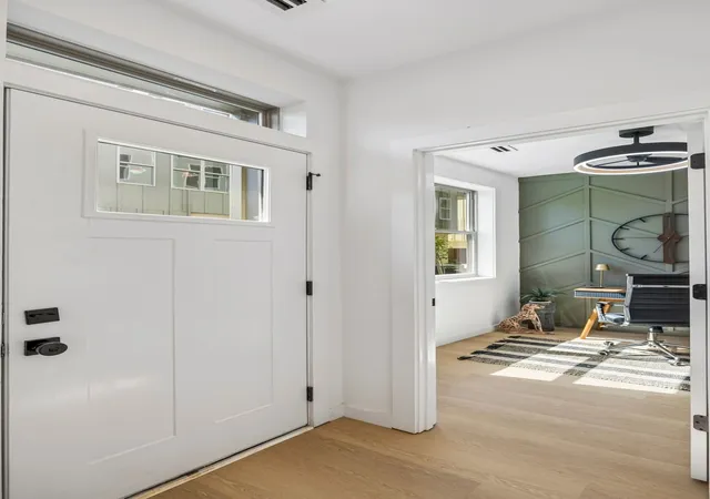 Photo 2 of Townhouse for sale at 431 Wildwood Hts, Nashville, TN 37207 | MLS# 3180150 | Listing updated on 2026-08-20