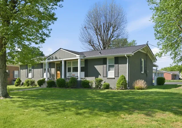2nd image of 4011 Brookside Dr, Columbia, TN 38401 | MLS# 3178367