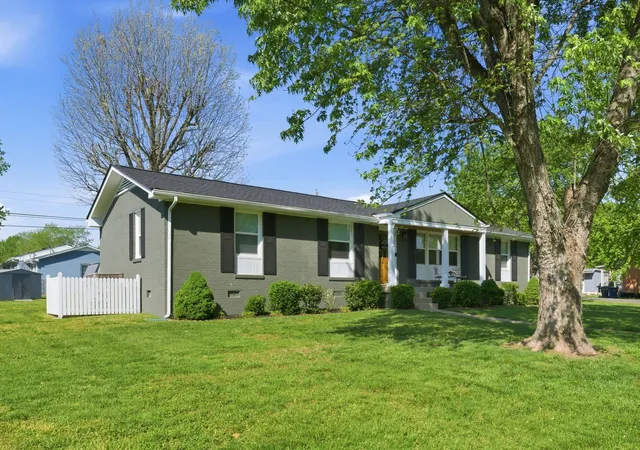 3rd image of 4011 Brookside Dr, Columbia, TN 38401 | MLS# 3178367