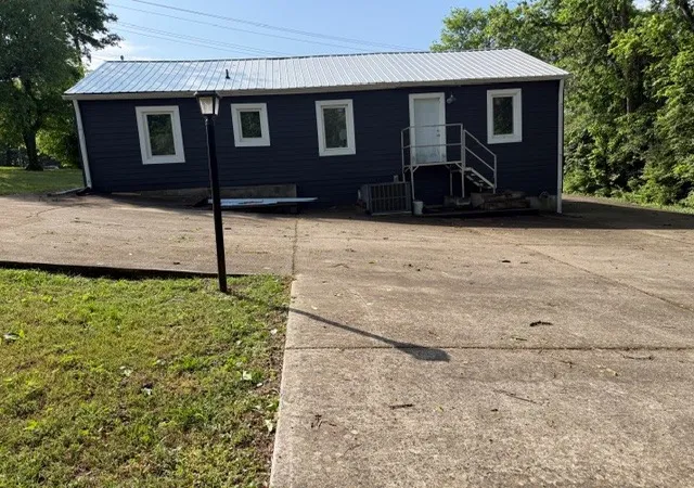 3rd image of 1210 Nashville Pike, Gallatin, TN 37066 | MLS# 3178450