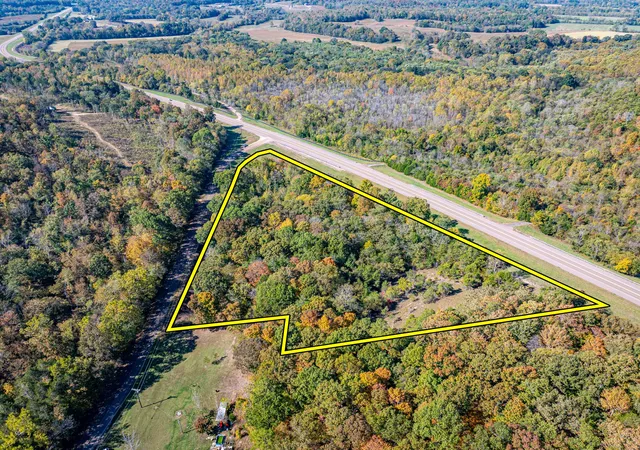 Homes for sale in Clifton, TN | 0 Streaming Water Loop, Clifton, TN 38425 | MLS# 3175802