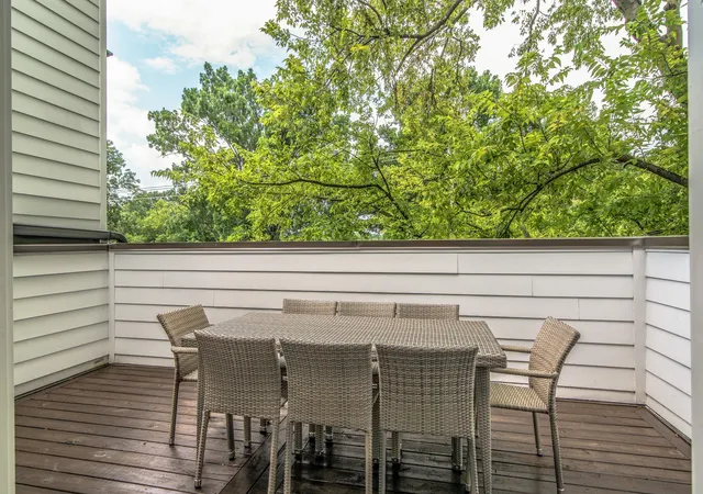 Homes for sale in Nashville, TN | 418 Douglas Ave, Nashville, TN 37207 | MLS# 3184678