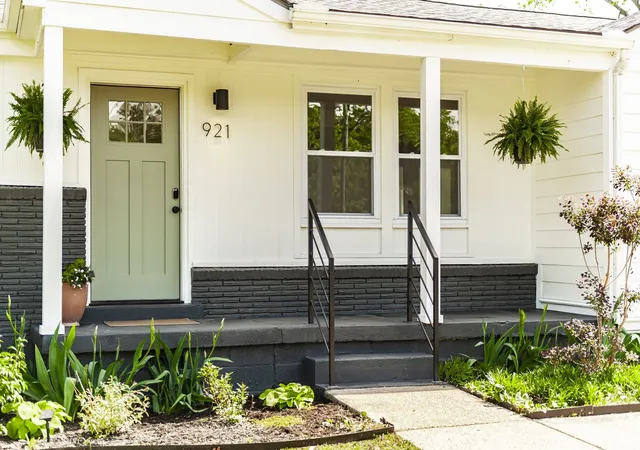 3rd image of 921 Lemont Ct, Nashville, TN 37216 | MLS# 3177691