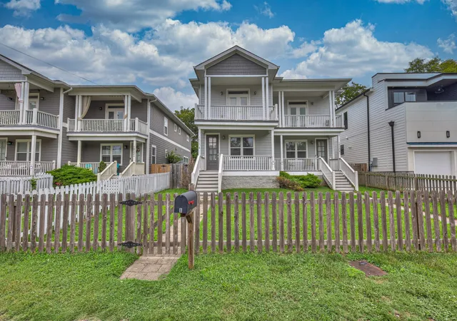 1st image of 1920b 14th Ave N, Nashville, TN 37208 | MLS# 3175896