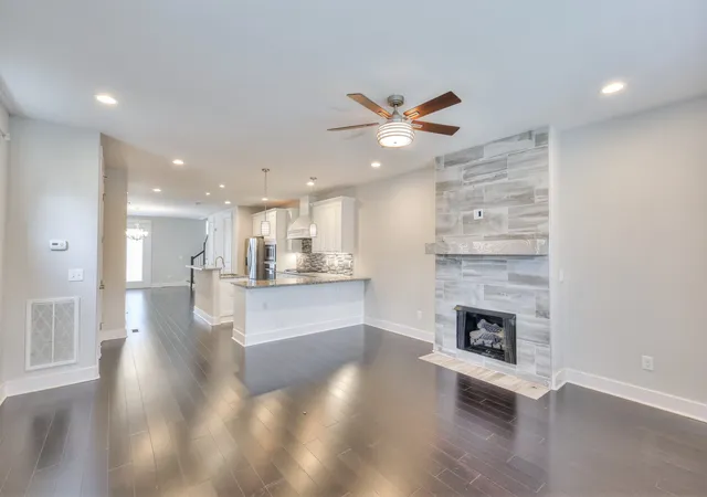 3rd image of 1920B 14Th Ave N, Nashville, TN 37208 | MLS# 3175896