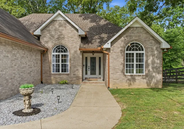 Photo 3 of Single family home for sale at 7229 Dice Lampley Rd, Fairview, TN 37062 | MLS# 3185085 | Listing updated on 2026-10-04