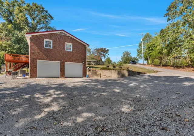 4th image of 1008 Allen Rd, Ashland City, TN 37015 | MLS# 3175970