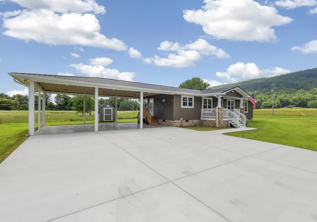Homes for sale in Dunlap, TN | 191 Mahoney Road, Dunlap, TN 37327 | MLS# 3175976