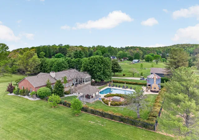 4th image of 2235 Hidden Cove Rd, Cookeville, TN 38506 | MLS# 3182512