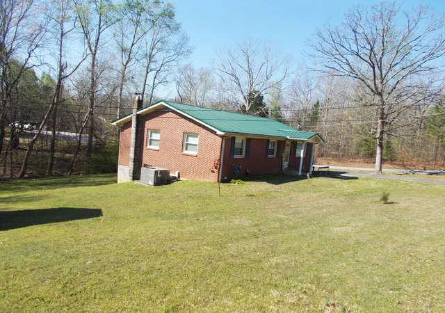 4th image of 225 Cedar Hollow Dr, Camden, TN 38320 | MLS# 3176089