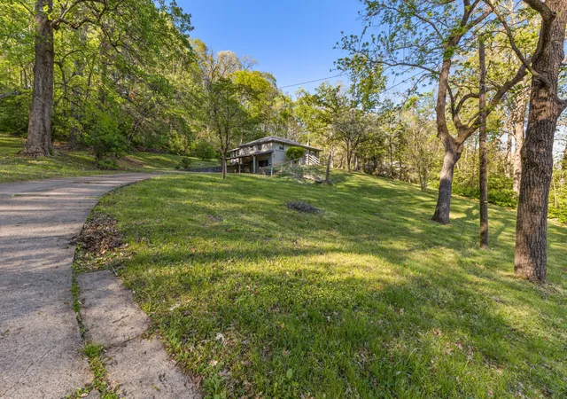 3rd image of 7680 Charlotte Pike, Nashville, TN 37209 | MLS# 3176245