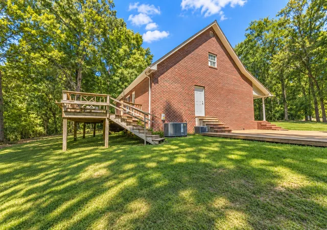 Photo 3 of Single family home for sale at 7061 E Plunders Creek Rd, Dickson, TN 37055 | MLS# 3519284 | Listing updated on 2026-10-06
