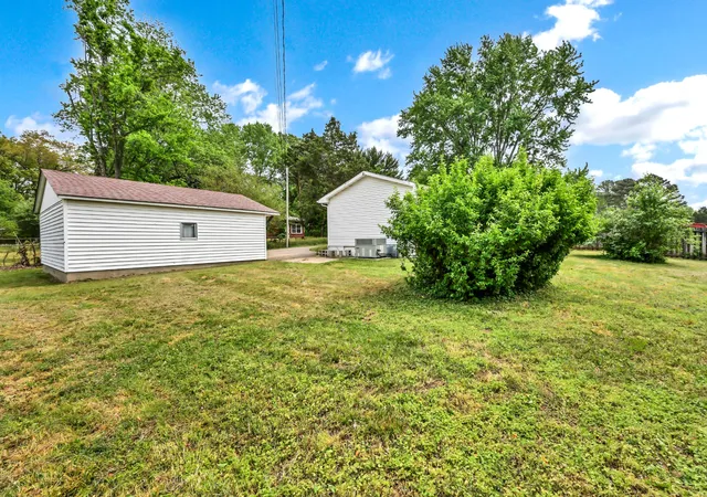 Homes for sale in Clarksville, TN | 62 Bel Air Blvd, Clarksville, TN 37042 | MLS# 3177826