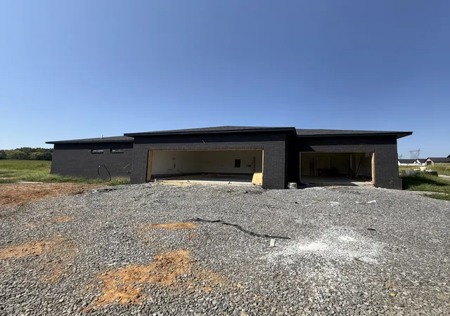 Photo 3 of Single family home for sale at 23 Fawn Meadows, Clarksville, TN 37043 | MLS# 3176177 | Listing updated on 2026-09-21