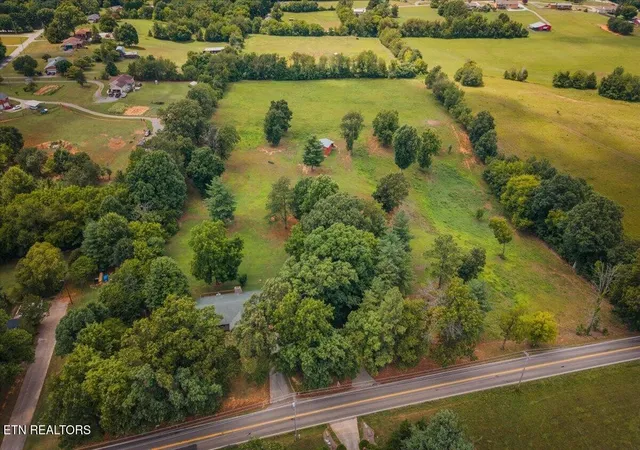 3rd image of 429 Old Glory Rd, Maryville, TN 37801 | MLS# 3304471