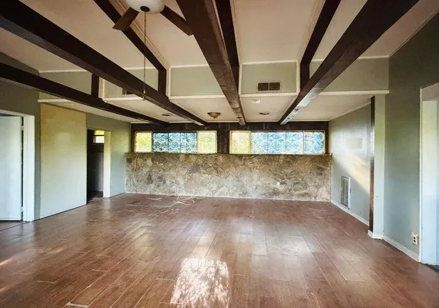Photo 3 of Single family home for sale at 6504 Oak Dr, Harrison, TN 37341 | MLS# 3338486 | Listing updated on 2026-10-09