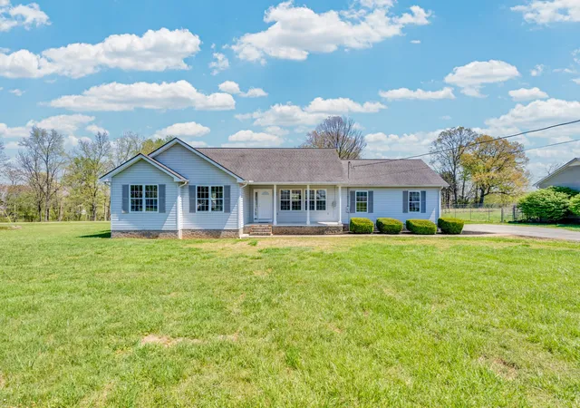 Homes for sale in Doyle, TN | 199 Tomahawk Ln, Doyle, TN 38559 | MLS# 3176188