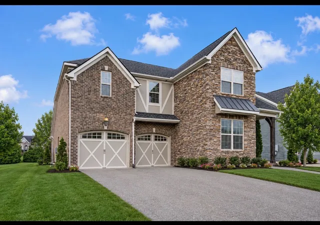Homes for sale in Hendersonville, TN | 501 Lingering Way, Hendersonville, TN 37075 | MLS# 3178706