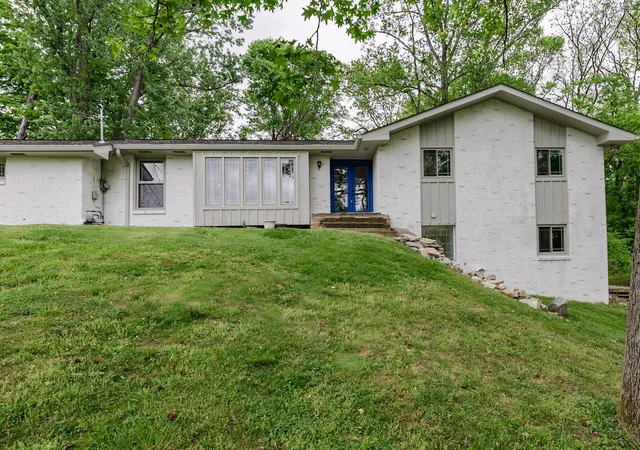 2nd image of 537 Indian Lake Rd, Hendersonville, TN 37075 | MLS# 3176291