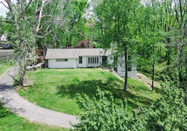 1st image of 537 Indian Lake Rd, Hendersonville, TN 37075 | MLS# 3176291
