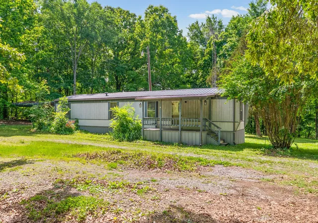 Homes for sale in Dover, TN | 206 Boat Dock Rd, Dover, TN 37058 | MLS# 3186178