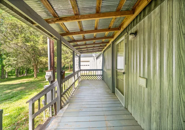Homes for sale in Dover, TN | 206 Boat Dock Rd, Dover, TN 37058 | MLS# 3186178