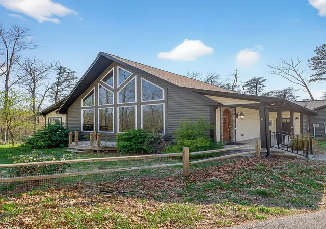 3rd image of 31 Reeves Pl, Monterey, TN 38574 | MLS# 3176342