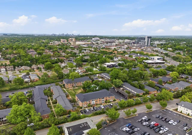 2nd image of 5025 Hillsboro Pike, Nashville, TN 37215
