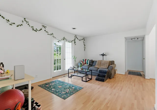 2nd image of 5025 Hillsboro Pike #15L, Nashville, TN 37215 | MLS# 3177905