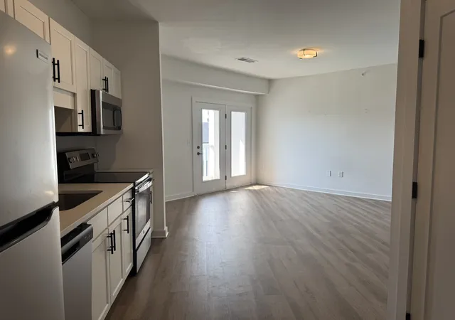 4th image of 1540 Lebanon Pike #406, Nashville, TN 37210 | MLS# 3178049