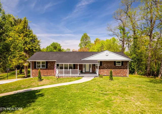 1st image of 4209 Doris Cir, Knoxville, TN 37918 | MLS# 3322507