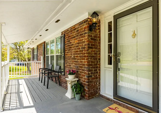 3rd image of 4209 Doris Cir, Knoxville, TN 37918 | MLS# 3322507