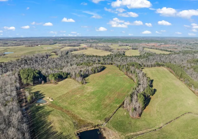 1st image of 0 Prong Of Clear Fork, Jamestown, TN 38556 | MLS# 3176475