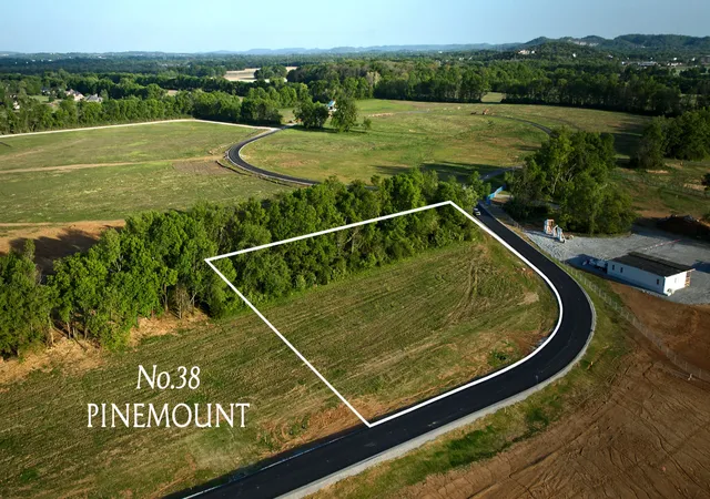 Photo 1 of Sale Pending at 4001 Southrop Rd, Franklin, TN 37069 | MLS# 3176531 | Listing updated on 2026-09-12