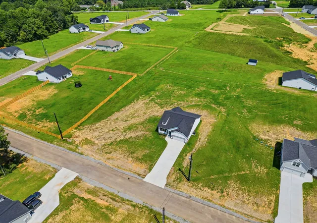 Photo 1 of Sale Pending at 402 Marcella Ct, Dickson, TN 37055 | MLS# 3181374 | Listing updated on 2026-08-31