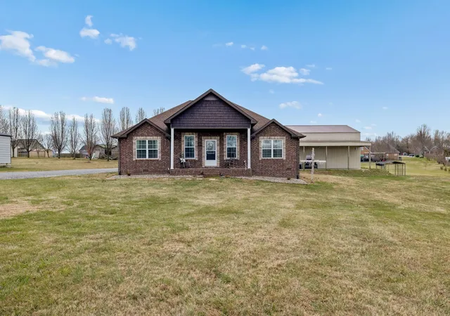 3rd image of 70 Hayden Drake Ln, Lafayette, TN 37083 | MLS# 3176583