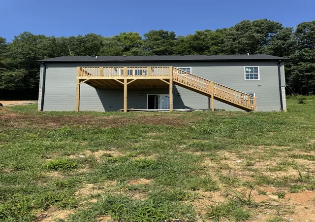 Homes for sale in Cumberland City, TN | 476 Buckeye Road, Cumberland City, TN 37050 | MLS# 3179024