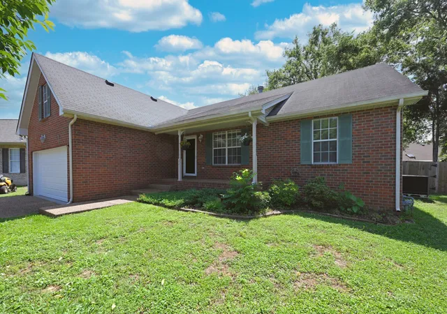2nd image of 621 Kingsway Dr, Old Hickory, TN 37138 | MLS# 3229409