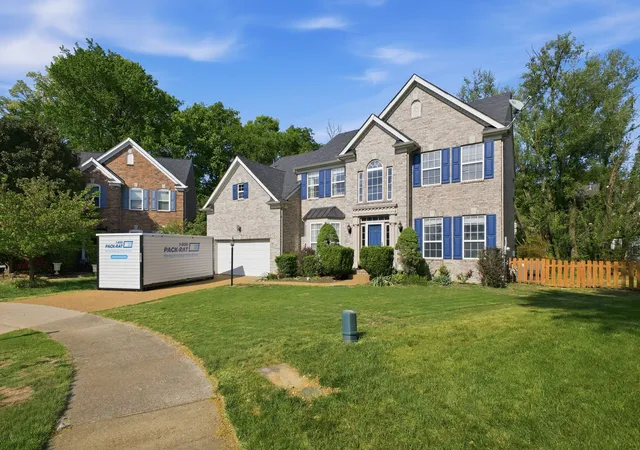 Photo 4 of Single family home for sale at 732 Braemere Dr, Franklin, TN 37064 | MLS# 3177714 | Listing updated on 2026-08-06