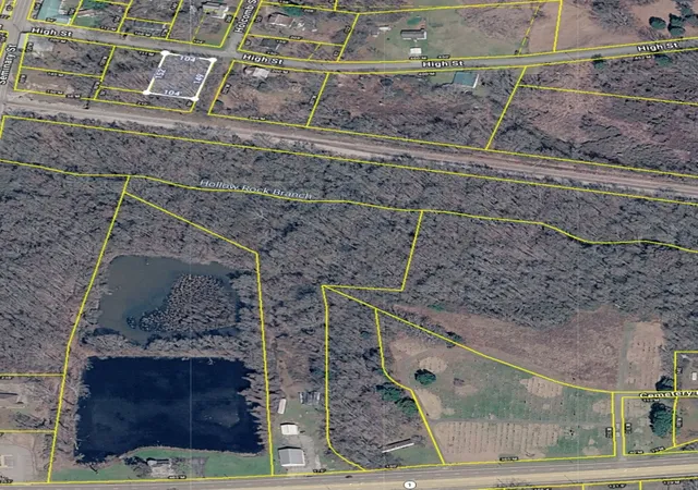 Homes for sale in Hollow Rock, TN | 0 Mill St, Hollow Rock, TN 38342 | MLS# 3180406