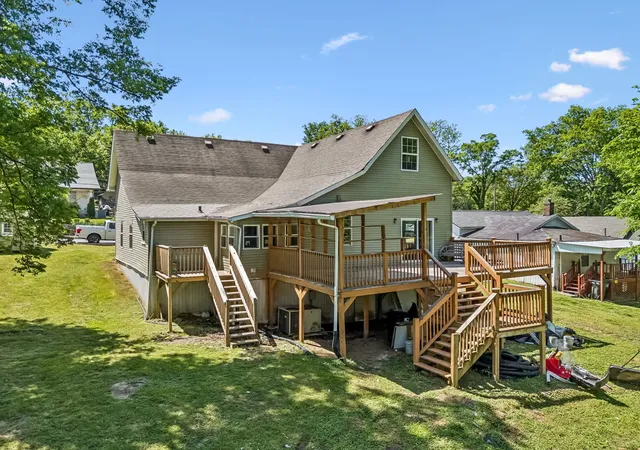 Photo 2 of Single family home for sale at 408 West 12th St, Columbia, TN 38401 | MLS# 3180367 | Listing updated on 2026-06-11