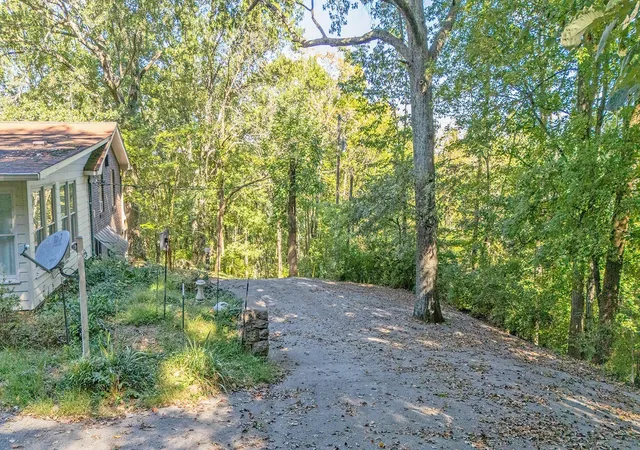 Photo 3 of Single family home for sale at 6337 Murray Ln, Brentwood, TN 37027 | MLS# 3177843 | Listing updated on 2026-06-23