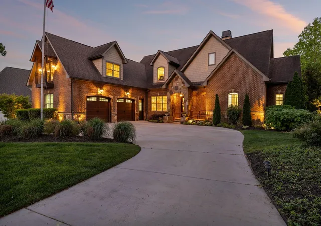 Single family home for sale at 7860 Giorgio Cir, Ooltewah, TN 37363 | MLS# 3281336