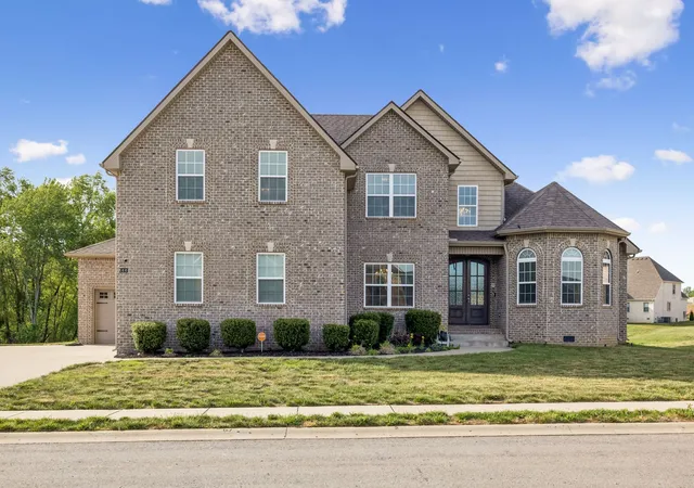 1st image of 333 Clarabelle Ln, Clarksville, TN 37040 | MLS# 3178754
