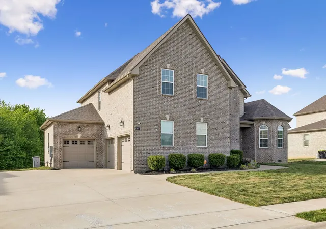 3rd image of 333 Clarabelle Ln, Clarksville, TN 37040 | MLS# 3178754