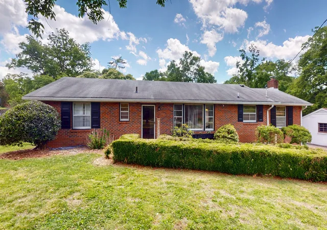 Homes for sale in Nashville, TN | 1145 Cherbron Dr, Nashville, TN 37207 | MLS# 3208066