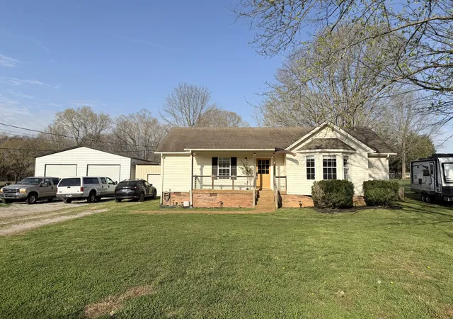 2nd image of 3833 Hearthstone Dr, Chapel Hill, TN 37034 | MLS# 3178298