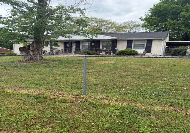 Homes for sale in Goodlettsville, TN | 303 Marita Ave, Goodlettsville, TN 37072 | MLS# 3179720