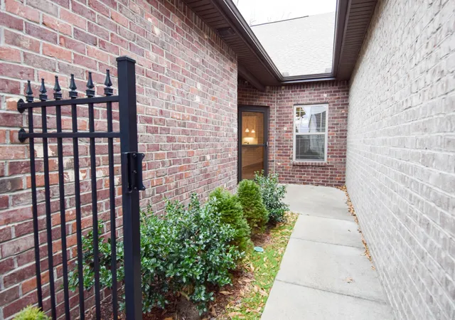 Photo 3 of Single family home for sale at 1640 Foston Ln, Gallatin, TN 37066 | MLS# 3179718 | Listing updated on 2026-08-28
